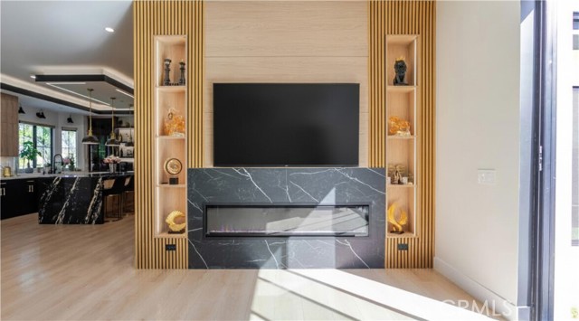 Detail Gallery Image 39 of 72 For 7714 Lasaine Ave, Northridge,  CA 91325 - 3 Beds | 4 Baths