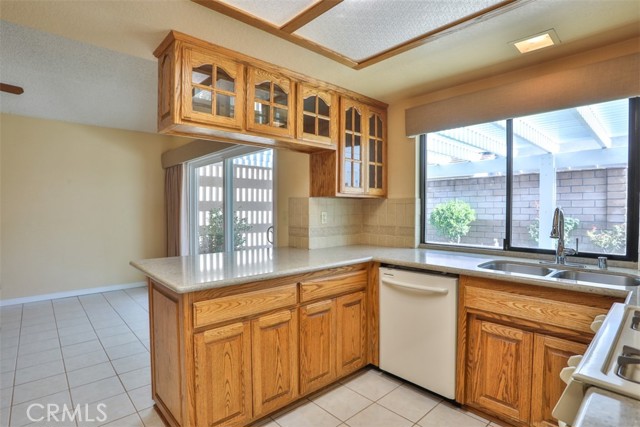 Detail Gallery Image 12 of 32 For 1556 Gary, Redlands,  CA 92374 - 4 Beds | 2 Baths