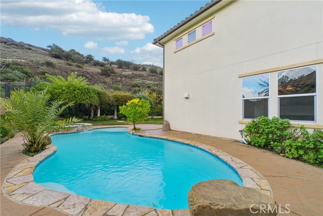 Detail Gallery Image 5 of 48 For 1908 Hazel Nut Ct, Agoura Hills,  CA 91301 - 4 Beds | 4 Baths