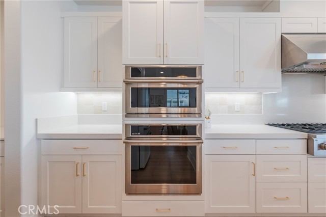 Detail Gallery Image 16 of 49 For 9672 Dawning Dr, Huntington Beach,  CA 92646 - 5 Beds | 4/1 Baths