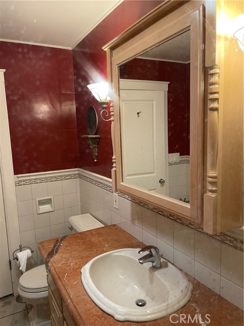 Detail Gallery Image 43 of 66 For 17183 Sunburst, –,  CA 91325 - 4 Beds | 4/1 Baths