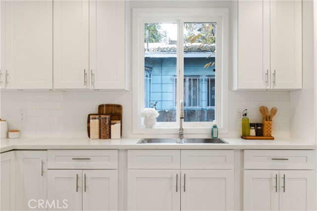 Detail Gallery Image 12 of 33 For 1434 W 70th St, Los Angeles,  CA 90047 - 3 Beds | 2 Baths