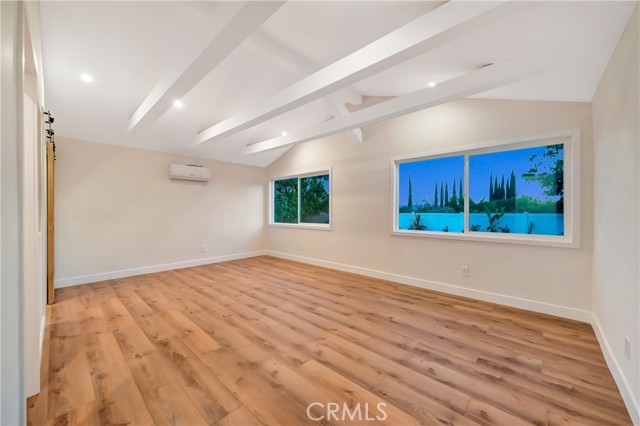 Detail Gallery Image 9 of 35 For 23248 Community St, West Hills,  CA 91304 - 4 Beds | 3 Baths