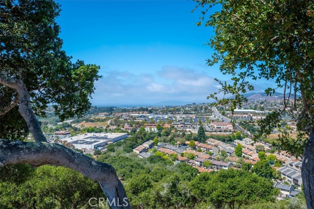 Detail Gallery Image 35 of 39 For 579 Camino Mercado #310,  Arroyo Grande,  CA 93420 - 2 Beds | 2 Baths