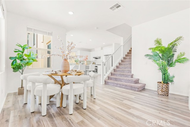 8254 Lily Drive, Rosemead CA: https://media.crmls.org/medias/cb1681d8-290e-4c39-aab7-500d06964642.jpg