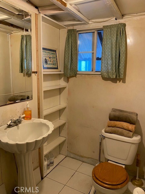 Detail Gallery Image 8 of 15 For 2767 W 1st St #26,  Santa Ana,  CA 92703 - 1 Beds | 1 Baths