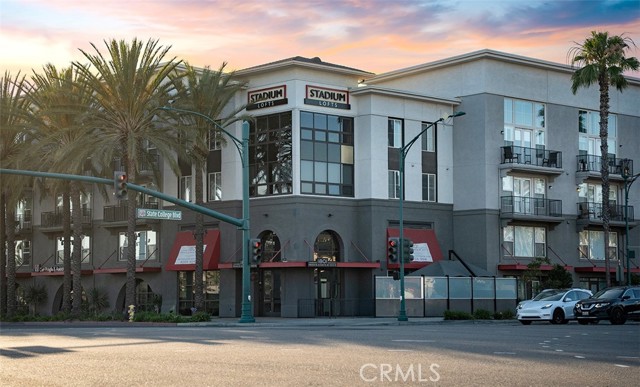 1801 E Katella Avenue, Anaheim CA: https://media.crmls.org/medias/cb178aaa-451f-4ece-877e-e26f1e6166d7.jpg
