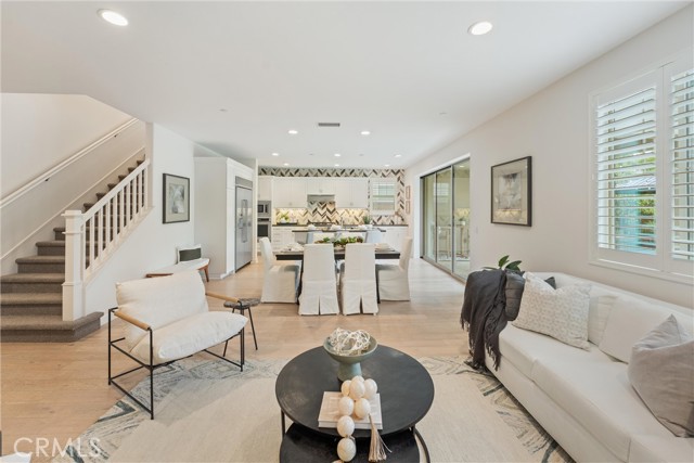 287 Barnes Road, Tustin CA: https://media.crmls.org/medias/cb1843ae-5a84-418a-a1bf-a2029fa75600.jpg