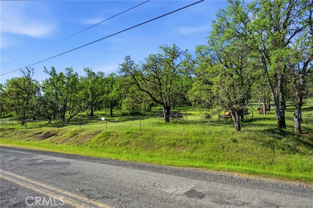 Detail Gallery Image 3 of 20 For 19425 Stinson, Hidden Valley Lake,  CA 95467 - – Beds | – Baths