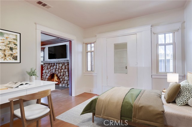 Detail Gallery Image 34 of 46 For 948 Cedar Ave, Long Beach,  CA 90813 - 2 Beds | 1 Baths