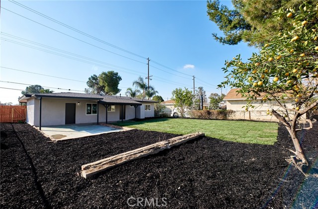 15030 Merrill Avenue, Fontana, California 92335, 2 Bedrooms Bedrooms, ,1 BathroomBathrooms,Single Family Residence,For Sale,Merrill,CV24244658