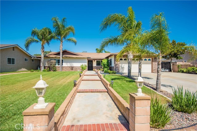 2453 Bronco Ln, Norco, CA 92860