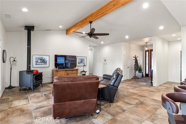 Detail Gallery Image 14 of 54 For 524 Sunset Dr, Paradise,  CA 95969 - 3 Beds | 2/1 Baths