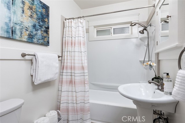 Detail Gallery Image 15 of 41 For 309 S Alta Vista Ave, Monrovia,  CA 91016 - 5 Beds | 3 Baths