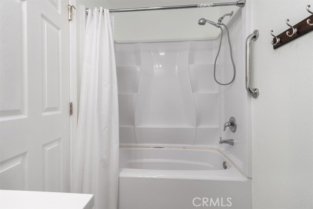 Detail Gallery Image 21 of 44 For 1044 Cabrillo Park #B,  Santa Ana,  CA 92701 - 2 Beds | 1 Baths