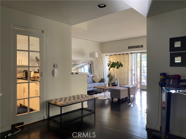 Detail Gallery Image 3 of 14 For 1155 N La Cienega #504,  West Hollywood,  CA 90069 - 1 Beds | 1 Baths