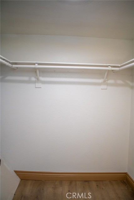 347 N Eucalyptus Avenue, Rialto CA: https://media.crmls.org/medias/cb1c4d7f-29dd-4af0-b724-431696234ab2.jpg