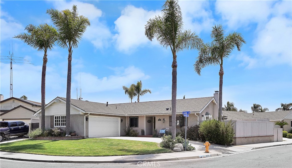 6711 Calpe, Huntington Beach, CA 92647