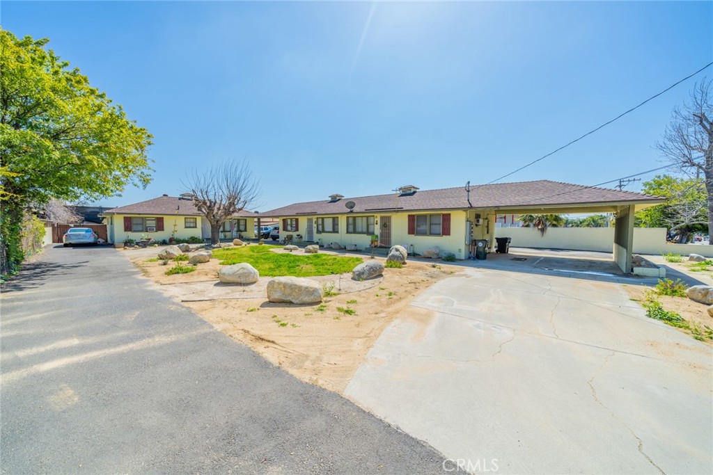 8053 Palmetto Avenue, Fontana, CA 92336