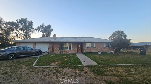 Detail Gallery Image 3 of 29 For 22763 Avenue 26 1/2, Chowchilla,  CA 93610 - 3 Beds | 2 Baths
