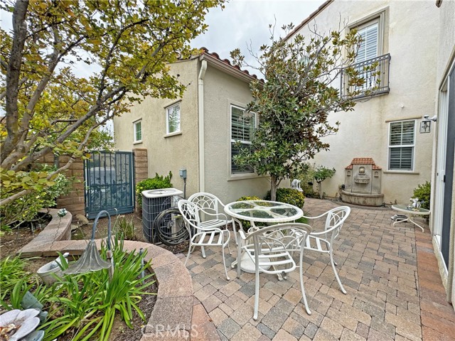Detail Gallery Image 29 of 55 For 23754 Walnut Creek Ct, Valencia,  CA 91354 - 3 Beds | 3/1 Baths