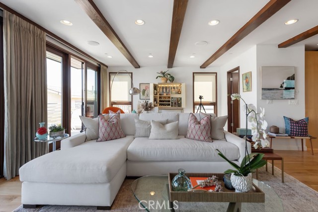 428 21st Place, Manhattan Beach, California 90266, 3 Bedrooms Bedrooms, ,2 BathroomsBathrooms,Residential,Sold,21st,SB23125584