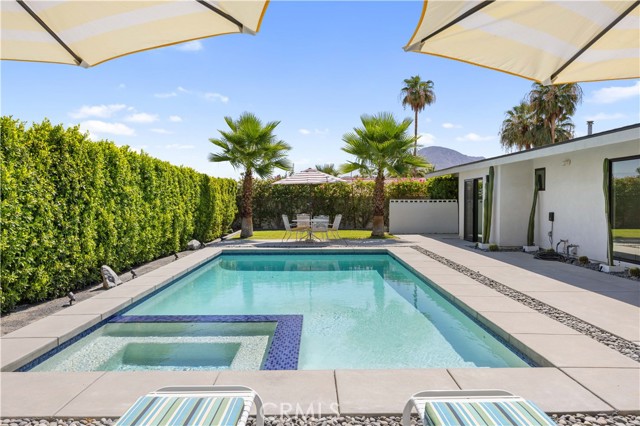 73534 Silver Moon Trail, Palm Desert CA: https://media.crmls.org/medias/cb1ed704-cad2-4ddf-8417-e938d975ef93.jpg