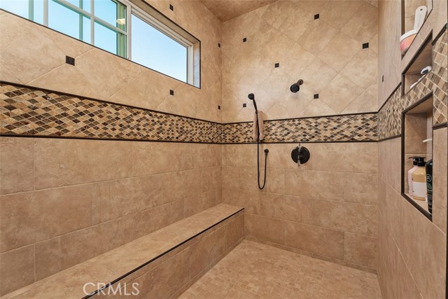 Detail Gallery Image 22 of 51 For 5571 Clover Hill Dr, Yorba Linda,  CA 92886 - 5 Beds | 6/2 Baths