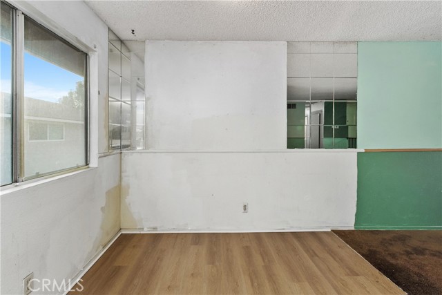 Detail Gallery Image 19 of 39 For 3088 Gladstone St #4,  Pomona,  CA 91767 - 2 Beds | 1 Baths