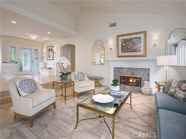 Detail Gallery Image 7 of 51 For 4711 Sugarhill Dr, Rolling Hills Estates,  CA 90274 - 5 Beds | 3/2 Baths