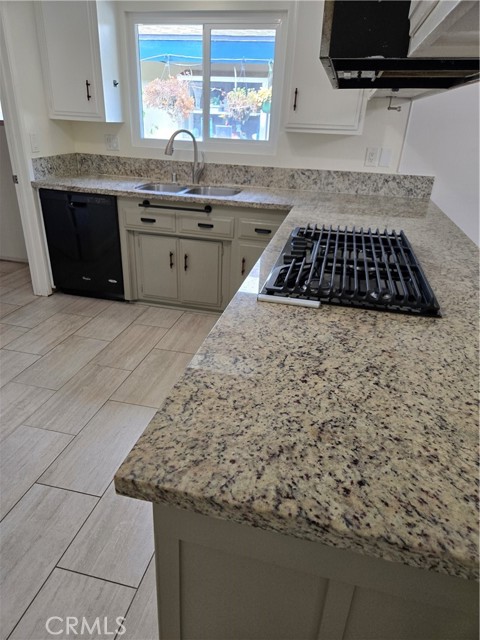 Detail Gallery Image 8 of 16 For 4913 Onyx St, Torrance,  CA 90503 - 3 Beds | 2 Baths