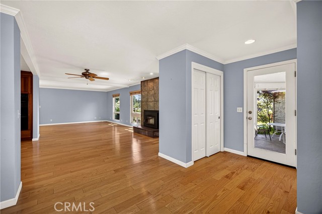 6153 Twin, Paradise CA: https://media.crmls.org/medias/cb209fe8-ab87-407e-8024-68187361aad2.jpg