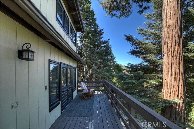 28545 Wabash Drive, Lake Arrowhead CA: https://media.crmls.org/medias/cb2165eb-97c6-400a-8a5c-6b9e1df301b3.jpg