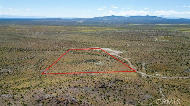 Detail Gallery Image 11 of 16 For 2 Miles, Adelanto,  CA 92301 - – Beds | – Baths