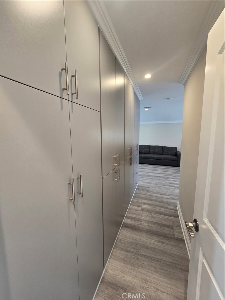 MLS #WS25277459 image #10