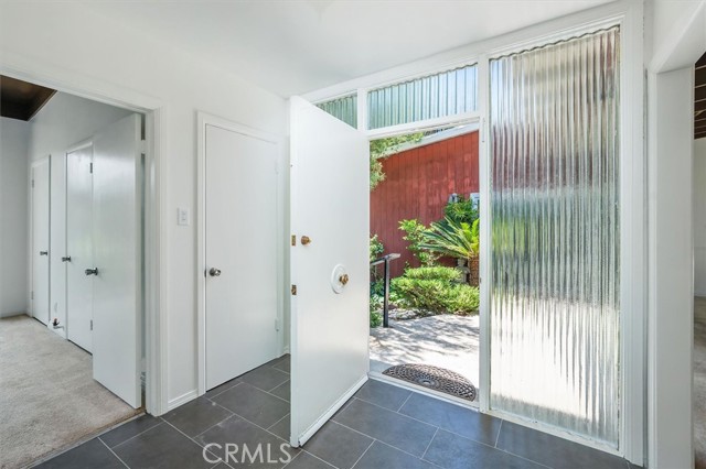 3288 Velma Drive, Los Angeles CA: https://media.crmls.org/medias/cb237ffb-b5f2-4abb-a1d4-def8fed38ba8.jpg