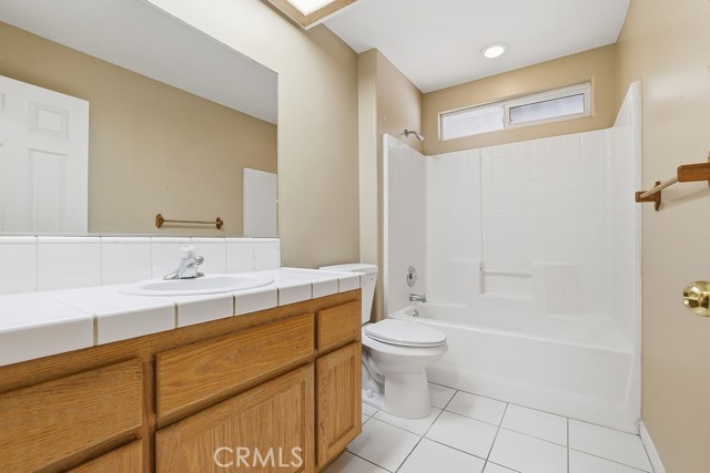 Detail Gallery Image 20 of 48 For 16647 Elm St, Hesperia,  CA 92345 - 4 Beds | 3 Baths