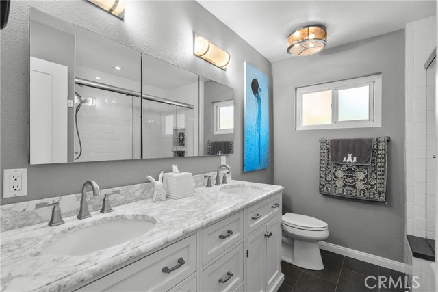 39662 86th W Street, Leona Valley CA: https://media.crmls.org/medias/cb23ef4b-bab1-47dc-9691-991d288a9131.jpg