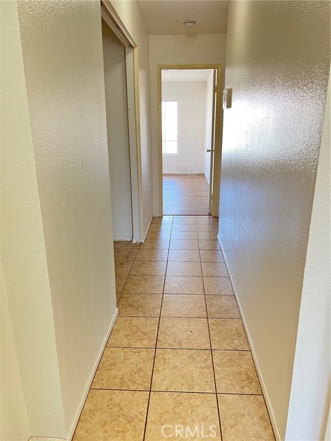 Detail Gallery Image 16 of 21 For 14351 via Roca, Victorville,  CA 92392 - 4 Beds | 2 Baths