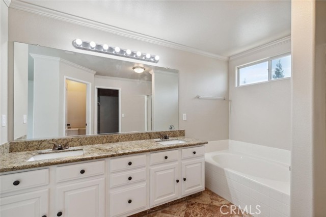 7538 N Erie Avenue, Fresno CA: https://media.crmls.org/medias/cb244fdb-cbb7-49ee-b8ca-98613004efe4.jpg