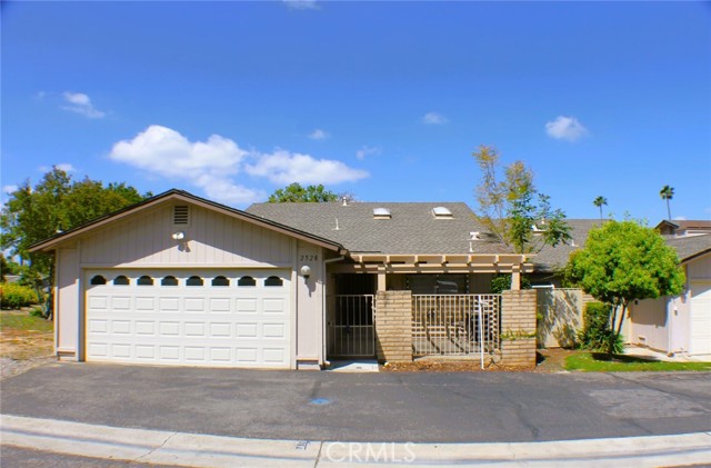 2528 Laramie Rd, Riverside, CA 92506