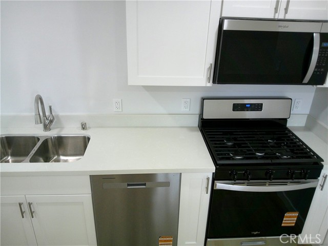 Detail Gallery Image 19 of 41 For 3170 Ronald, Riverside,  CA 92506 - 3 Beds | 1 Baths