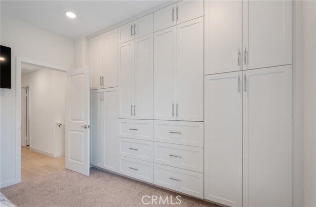 22310 Spanish Oak Court, Torrance CA: https://media.crmls.org/medias/cb2647c9-3c6e-4b70-a764-bf2cfce16df2.jpg
