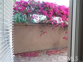 https://media.crmls.org/medias/cb2758b5-6ddb-4612-b3b5-a5d658616e97.jpg?preset=X-Large