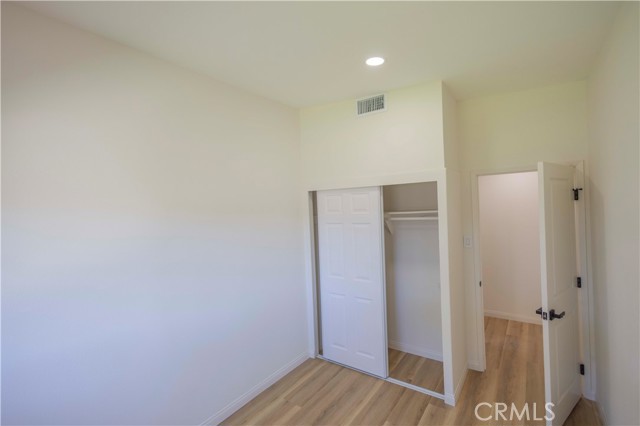 2122 W 10th Street, Santa Ana CA: https://media.crmls.org/medias/cb283f05-d251-4ab1-a432-a60d7e7bb7b4.jpg