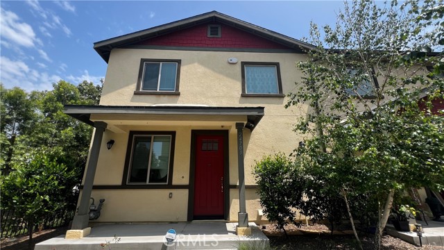 Detail Gallery Image 1 of 20 For 24709 6th St, San Bernardino,  CA 92410 - 3 Beds | 3 Baths