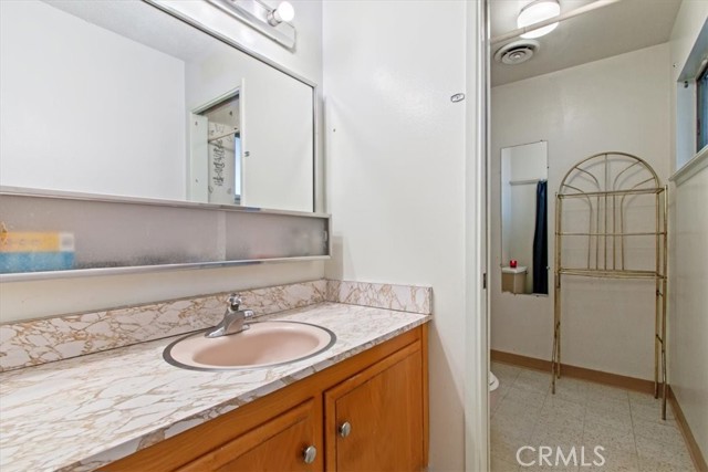 Detail Gallery Image 14 of 20 For 1133 W Avenue J11, Lancaster,  CA 93534 - 3 Beds | 2 Baths