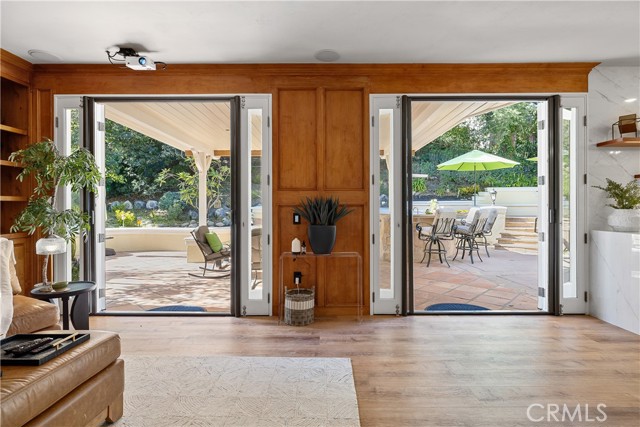 Detail Gallery Image 12 of 44 For 24587 Lola, Newhall,  CA 91321 - 5 Beds | 3 Baths