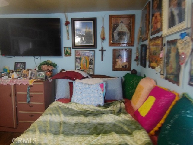 Detail Gallery Image 9 of 11 For 8310 S Broadway, Los Angeles,  CA 90003 - – Beds | – Baths