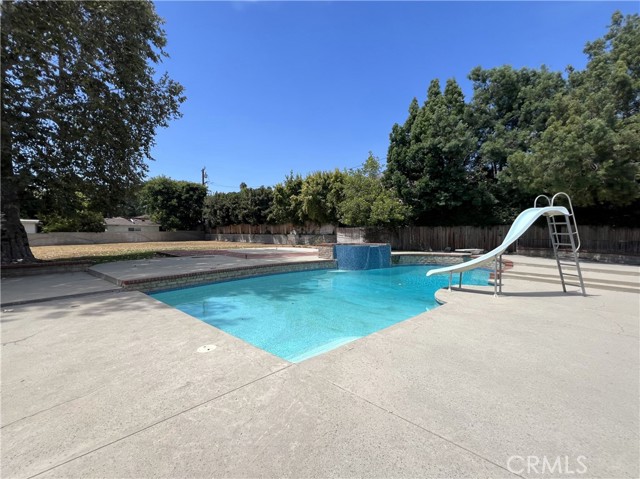 Detail Gallery Image 8 of 11 For 1601 Rodeo Rd, Arcadia,  CA 91006 - 5 Beds | 5 Baths